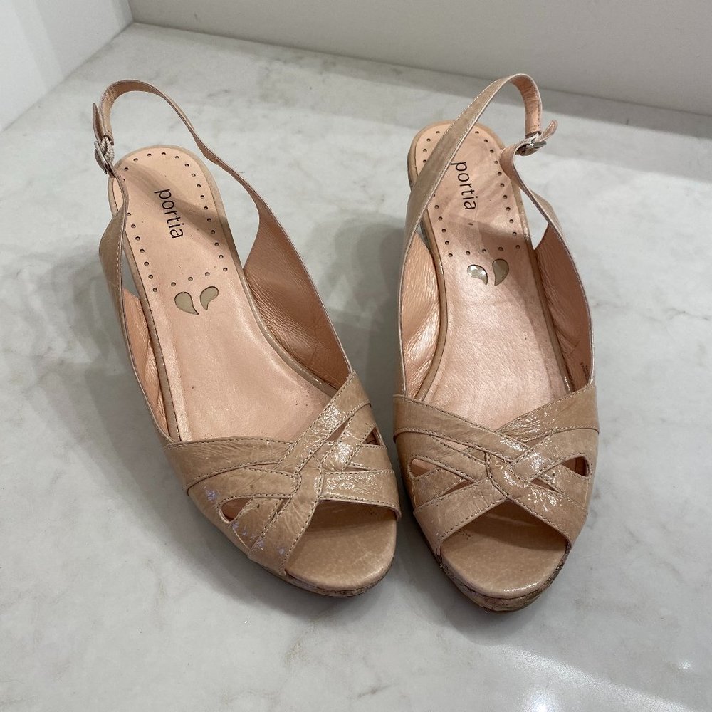 Porita, size 9, sling back women's shoes.  Beige, sandal, wedge heel